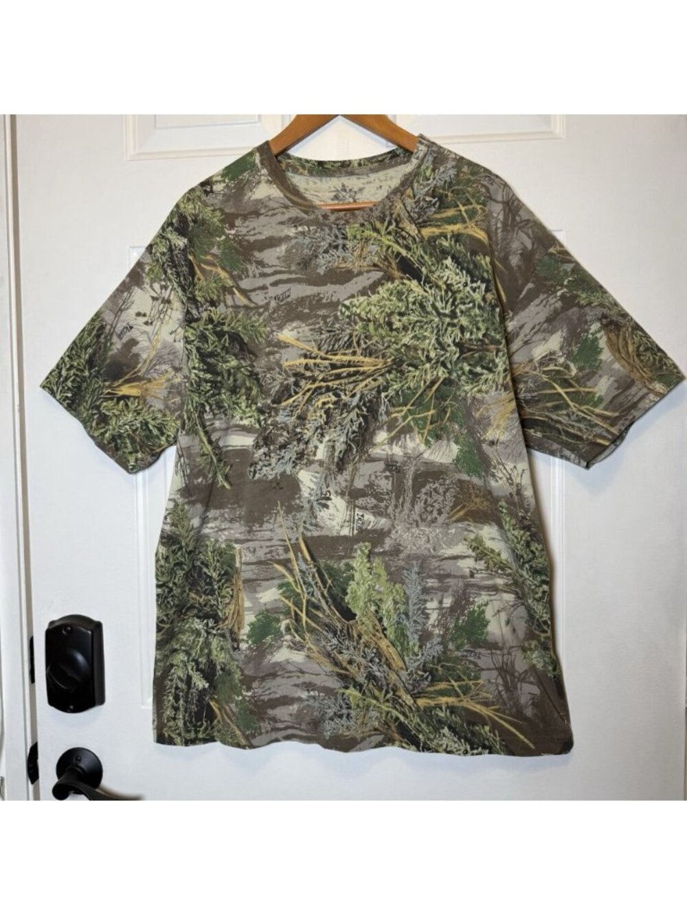 Millcreek Outfitters Camo T-shirt Men's Size XL Cotton
